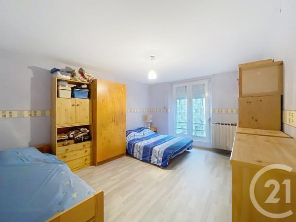 Appartement F5 à vendre  6 pièces - 109 m2 REMIREMONT - 88