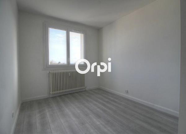 Appartement à louer    2 pièces • 44,60 m2 Meyzieu