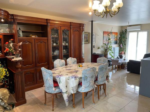 À vendre - Maison traditionnelle, 5 pièces située à Perpignan (66000)