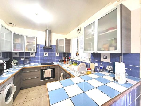 À vendre - Maison traditionnelle, 5 pièces située à Perpignan (66000)