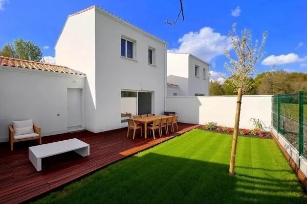 MAISON NEUVE  - PROCHE ROYAN -  PERFORMANCE ENERGETIQUE