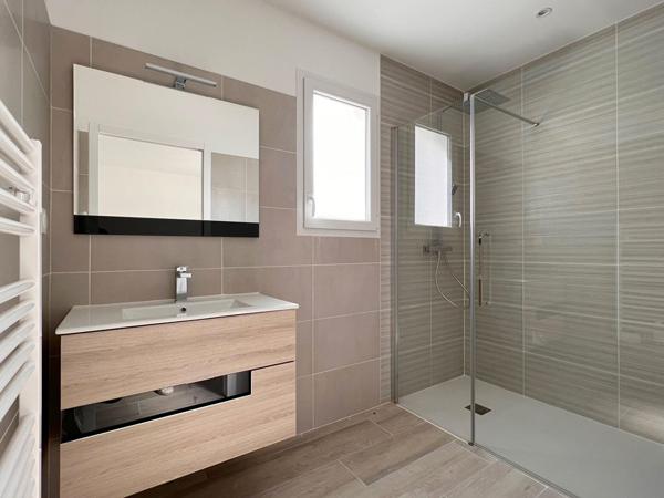 MAISON NEUVE  - PROCHE ROYAN -  PERFORMANCE ENERGETIQUE