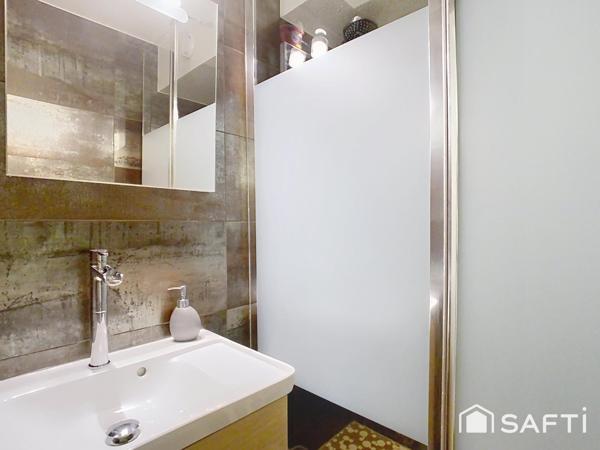 Studio proche centre, parking couvert privé, calme