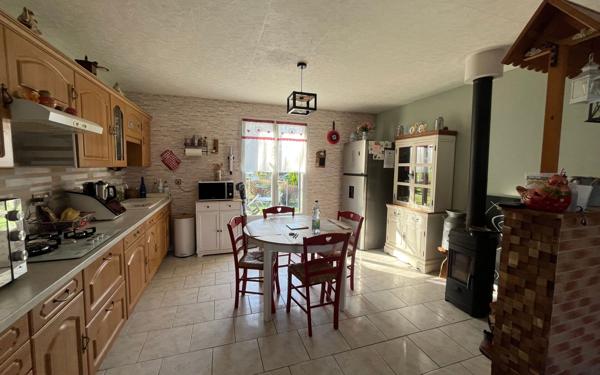 Maison à vendre    3 pièces • 75 m2 Chaillac-sur-Vienne