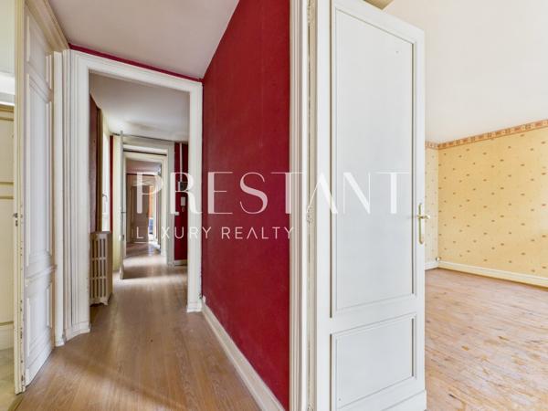 APPARTEMENT HAUSSMANNIEN – 168 M² – PORTE DE BOURGOGNE, BORDEAUX