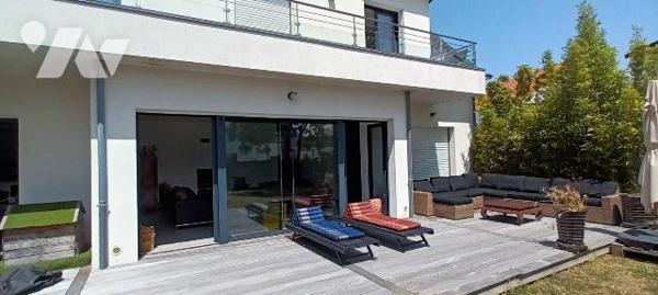 Maison à Vendre à Pornichet (44380) en Loire-Atlantique (44)
A Pornichet, proche des commerces...