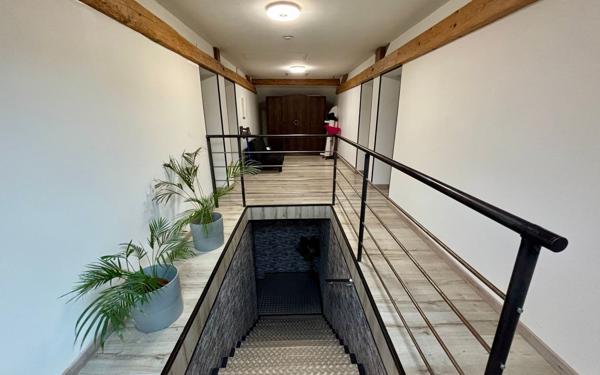 Maison à vendre    6 pièces • 298 m2 Aussillon