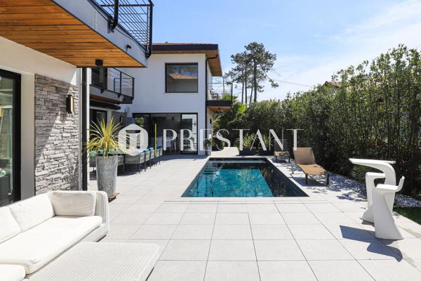 AUGUSTA – VILLA CONTEMPORAINE AVEC PISCINE A CHIBERTA – 6 PERSONNES, ANGLET