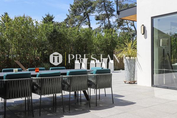 AUGUSTA – VILLA CONTEMPORAINE AVEC PISCINE A CHIBERTA – 6 PERSONNES, ANGLET