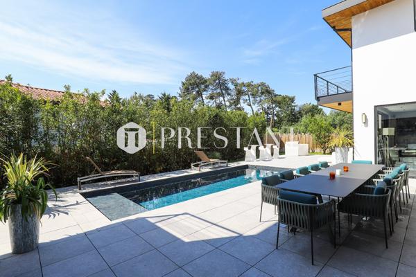 AUGUSTA – VILLA CONTEMPORAINE AVEC PISCINE A CHIBERTA – 6 PERSONNES, ANGLET