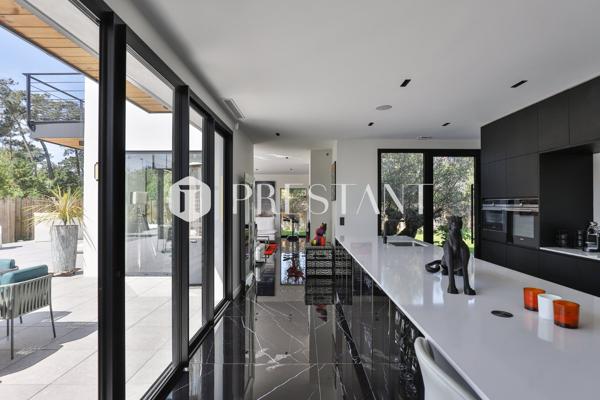 AUGUSTA – VILLA CONTEMPORAINE AVEC PISCINE A CHIBERTA – 6 PERSONNES, ANGLET