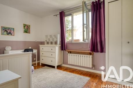 Location maison 5 pièces 117 m² Bougival