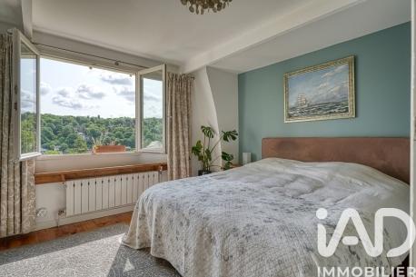 Location maison 5 pièces 117 m² Bougival
