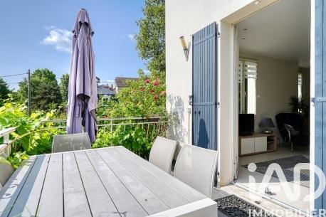 Location maison 5 pièces 117 m² Bougival