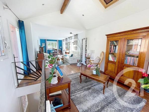 Maison à vendre  6 pièces - 131 m 2   PONTAULT COMBAULT  - 77