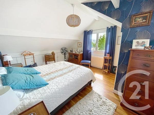 Maison à vendre  6 pièces - 131 m 2   PONTAULT COMBAULT  - 77