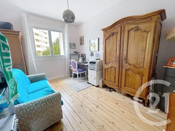 Maison à vendre  6 pièces - 131 m 2   PONTAULT COMBAULT  - 77