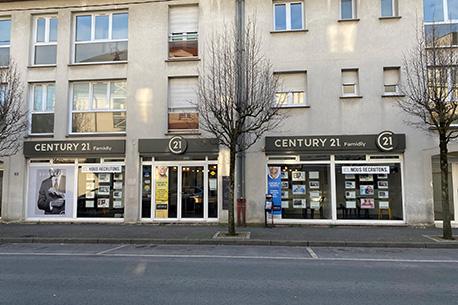 Maison à vendre  6 pièces - 131 m 2   PONTAULT COMBAULT  - 77