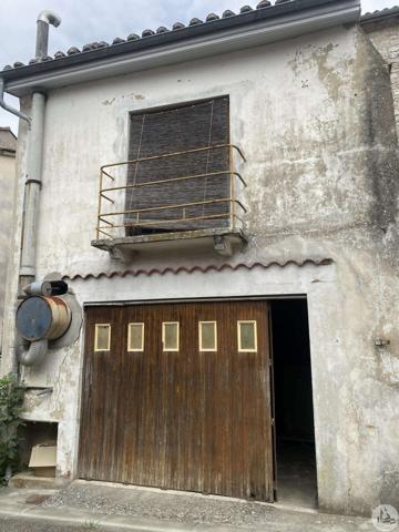 Un immeuble à rénover à Castillonnès