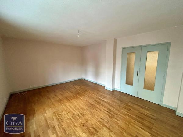 Appartement à louer 2 pièces 67m²