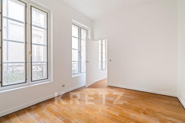 Paris 4ème - Marais - Saint-Paul - Immeuble XVIIIème - Très calme