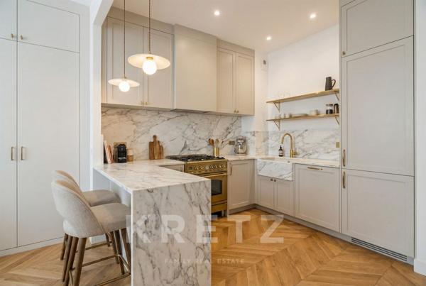 Paris 4ème - Marais - Saint-Paul - Immeuble XVIIIème - Très calme