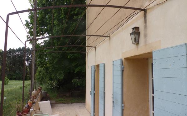 Maison à vendre    10 pièces • 325 m2 La Tour-d'Aigues