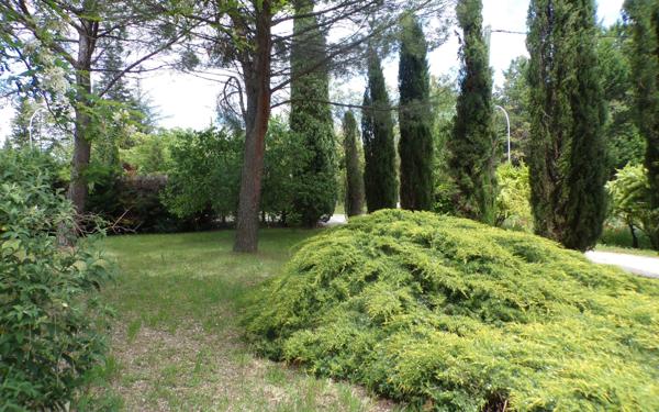 Maison à vendre    10 pièces • 325 m2 La Tour-d'Aigues