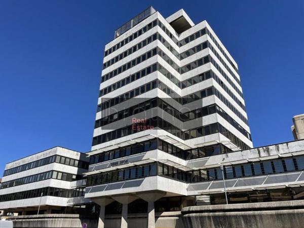 Bureau de 660 m² à louer à Bordeaux Meriadeck