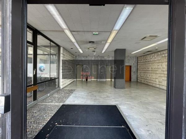 Bureau de 660 m² à louer à Bordeaux Meriadeck