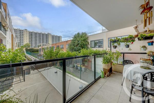 Appartement F3 à vendre  3 pièces - 63 m 2   VANVES  - 92