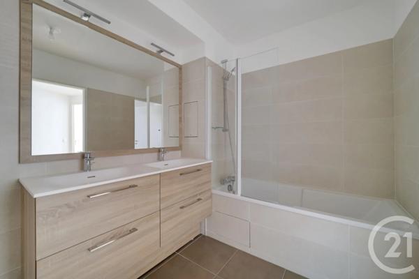 Appartement F3 à vendre  3 pièces - 63 m 2   VANVES  - 92