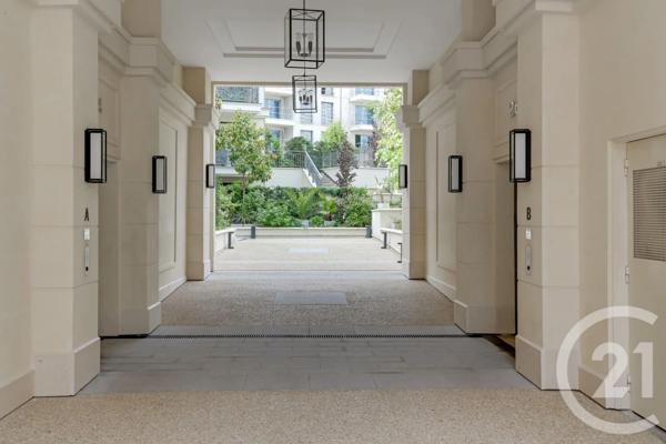 Appartement F3 à vendre  3 pièces - 63 m 2   VANVES  - 92