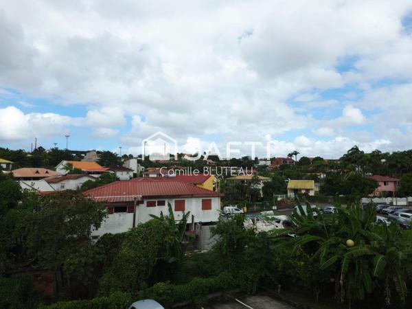 Appartement T3 au bourg des Trois-Îlets