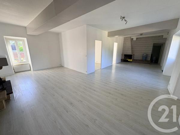 Immeuble à vendre  107,49 m 2   NEUVY ST SEPULCHRE  - 36