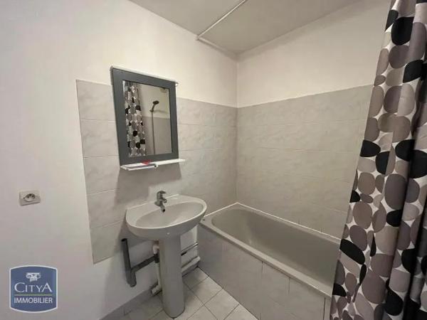 Appartement à louer 2 pièces 35.75m² Rambouillet (78120)