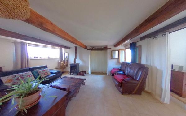 Maison à vendre    5 pièces •  Aups