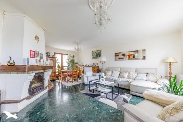 Maison à vendre |  La Souterraine |  5 pièces | 156 m²