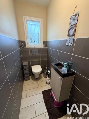 Maison à vendre 8 pièces 103 m² Lalevade-d'Ardèche