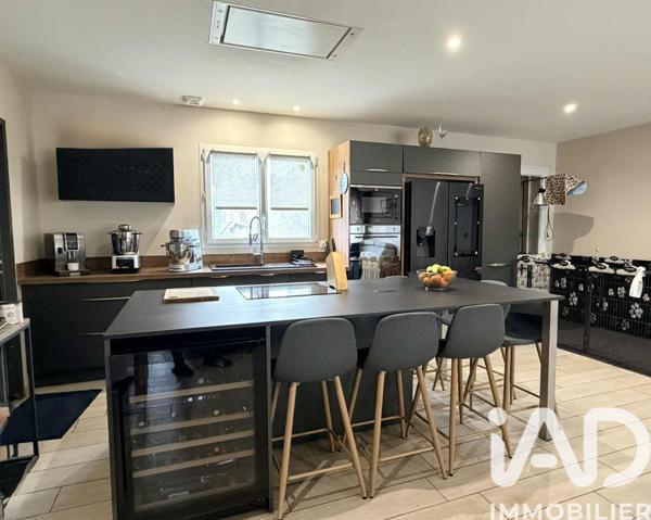 Maison à vendre 8 pièces 103 m² Lalevade-d'Ardèche