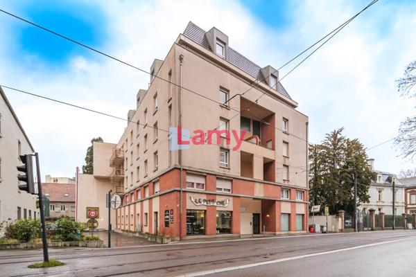 T2 meuble + parking loues