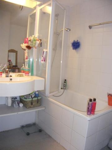 T2 meuble + parking loues