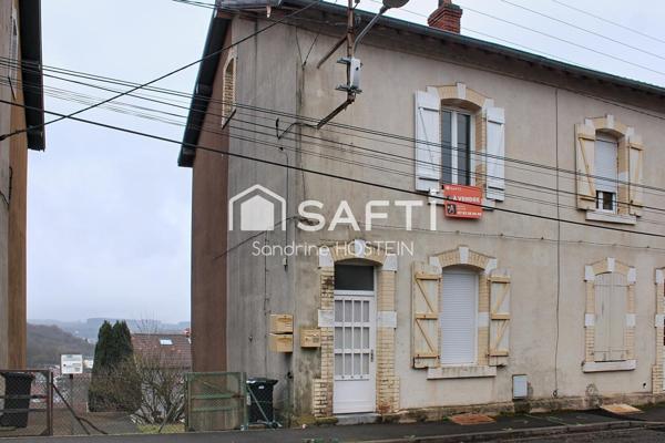 Maison avec 2 appartements à louer!