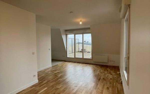 Appartement à louer    1 pièce • 34 m2 Villepinte