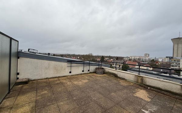 Appartement à louer    1 pièce • 34 m2 Villepinte