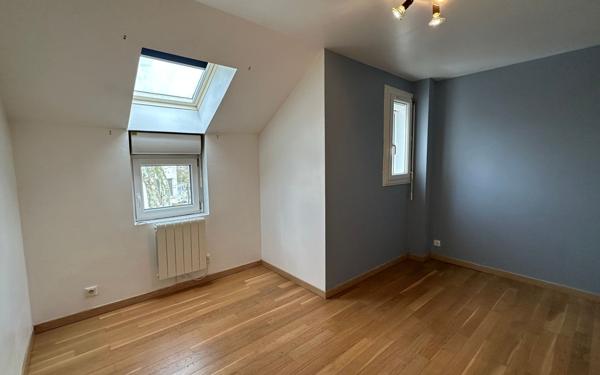 Maison à louer    5 pièces • 90,65 m2 Voisins-le-Bretonneux