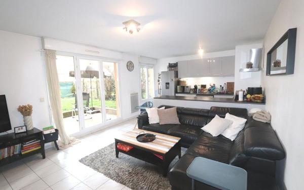 Appartement à vendre    3 pièces • 55 m2 Les Pavillons-sous-Bois