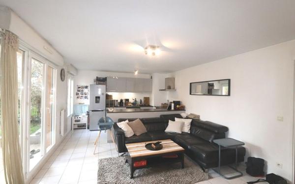 Appartement à vendre    3 pièces • 55 m2 Les Pavillons-sous-Bois