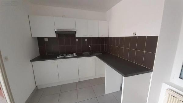 Location - Maison Val-d'Izé 35450 3 pièces 74 m 2 154 m 2