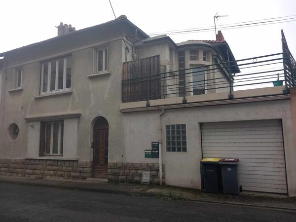 Appartement F3 (1er étage) +garage et terrasse de toit avec vue remarquable